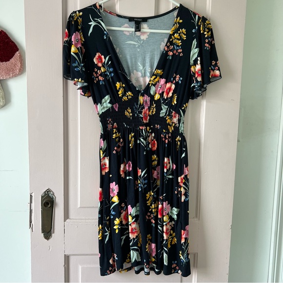 🆕 Forever 21 Floral Navy Dress (NWOT) - Picture 1 of 5